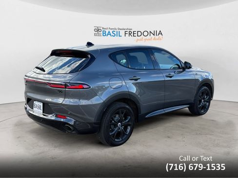 Used 2024 Dodge Hornet R/T w/ R/T Blacktop Package image 5