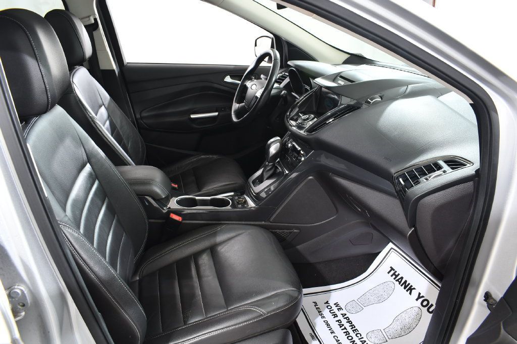 Used 2016 Ford Escape Titanium AWD/4WD image 10