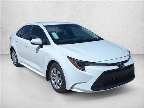New 2026 Toyota Corolla LE FWD image 3