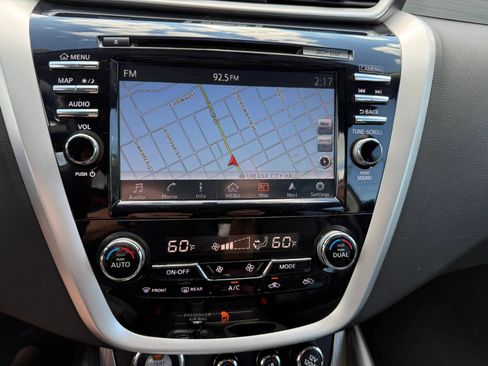 Used 2017 Nissan Murano Platinum FWD image 8