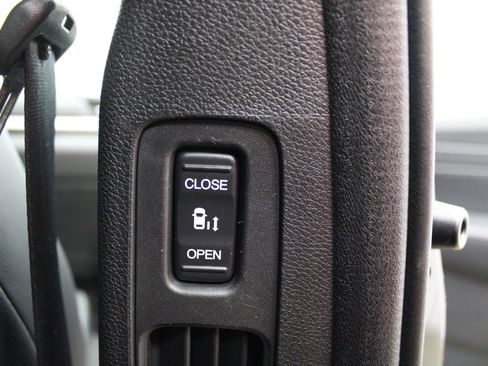 Used 2024 Honda Odyssey EX-L image 21