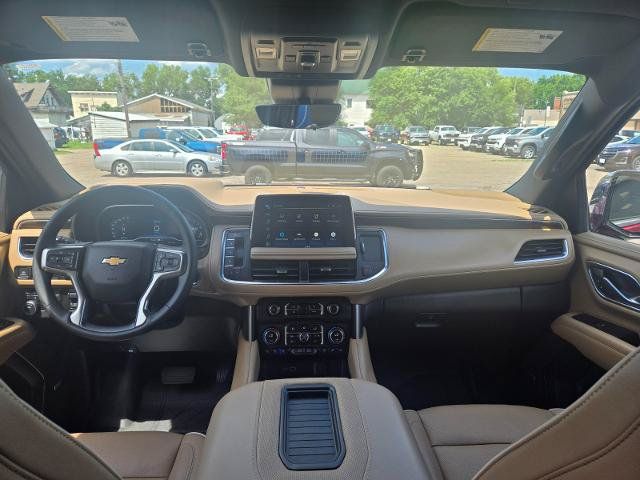 Used 2023 Chevrolet Tahoe Premier AWD/4WD image 31