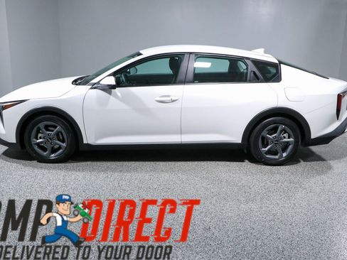 Used 2025 Kia K4 FWD image 10