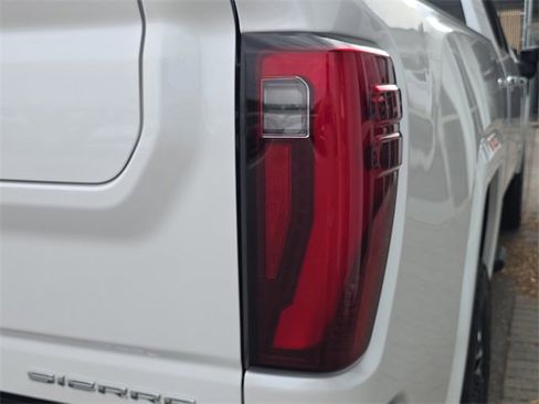Certified 2024 GMC Sierra 2500 Denali w/ Denali Reserve Package image 10