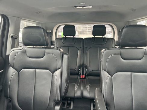 Used 2023 Jeep Grand Cherokee L Limited image 9