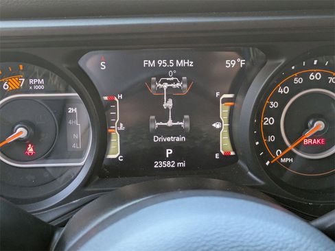 Used 2024 Jeep Wrangler Sport S image 22