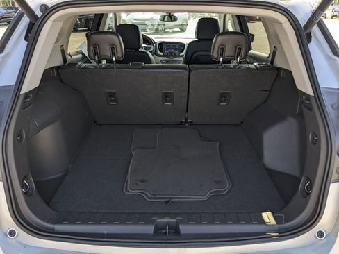 Used 2020 GMC Terrain SLT w/ Preferred Package image 14