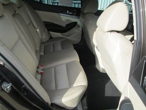 Used 2017 Nissan Maxima 3.5 S image 12