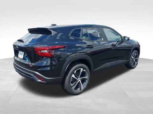 New 2026 Chevrolet Trax RS w/ Driver Confidence Package FWD image 5