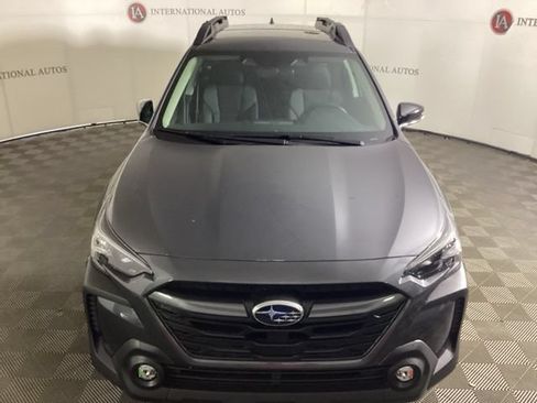 Used 2025 Subaru Outback Premium w/ Popular Package #1A AWD/4WD image 2