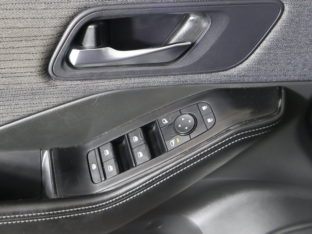 Used 2023 Nissan Rogue SV AWD/4WD image 30