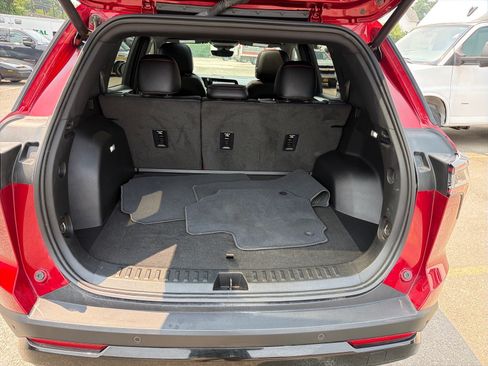 Used 2025 Chevrolet Equinox RS w/ Safety and Technology Package AWD/4WD image 9