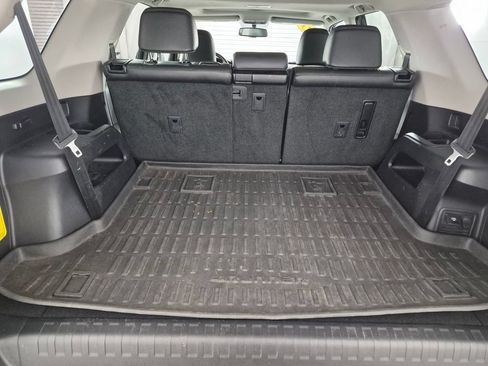 Used 2013 Toyota 4Runner SR5 w/ Premium Pkg w/3rd Row Seat AWD/4WD image 27