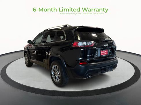 Used 2019 Jeep Cherokee Latitude Plus w/ Cold Weather Group AWD/4WD image 5