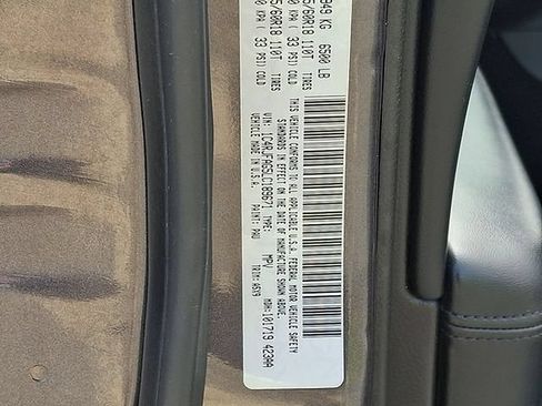 Used 2020 Jeep Grand Cherokee Laredo w/ 18" Wheel & 8.4" Radio Group AWD/4WD image 26