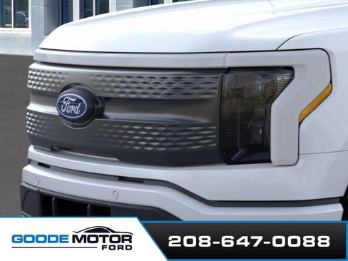 New 2025 Ford F150 Lightning Flash AWD/4WD image 17