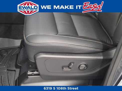 New 2026 RAM 1500 Big Horn AWD/4WD image 13