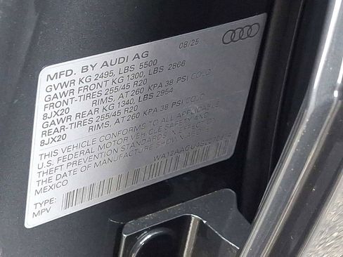 New 2025 Audi Q5 Premium Plus image 18