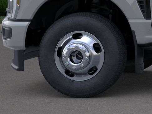 New 2026 Ford F350 Platinum AWD/4WD image 19