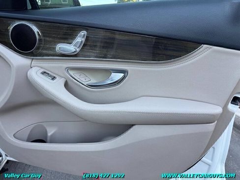 Used 2015 Mercedes-Benz C 300 4MATIC Sedan image 21