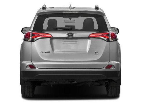 Used 2018 Toyota RAV4 LE w/ All Weather Liner Package AWD/4WD image 8