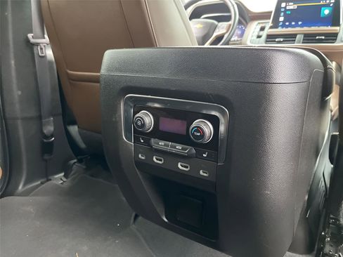 Used 2022 Chevrolet Tahoe High Country image 36