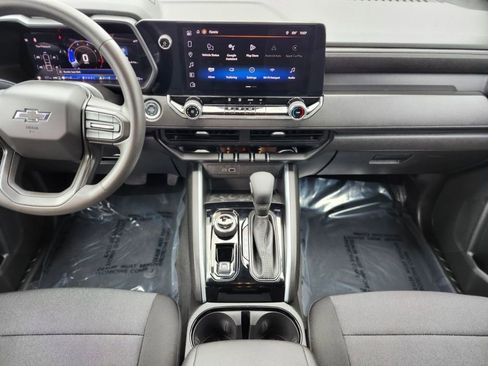 Used 2024 Chevrolet Colorado Trail Boss w/ Advanced Trailering Package AWD/4WD image 12