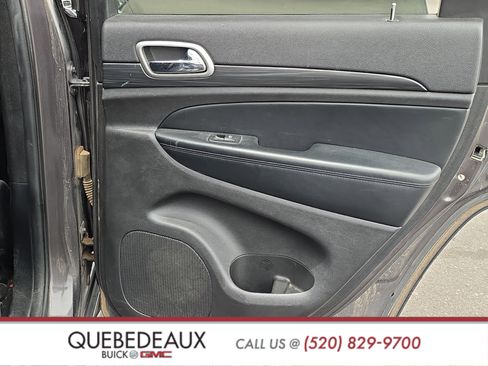 Used 2021 Jeep Grand Cherokee Laredo RWD image 20