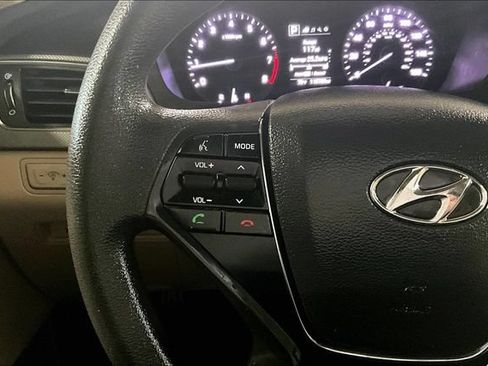 Used 2017 Hyundai Sonata SE FWD image 20