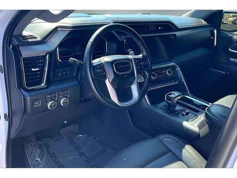 Used 2024 GMC Sierra 1500 Denali w/ Denali Reserve Package AWD/4WD image 15