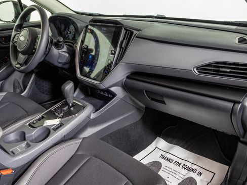Used 2025 Subaru Crosstrek 2.0i Premium image 42