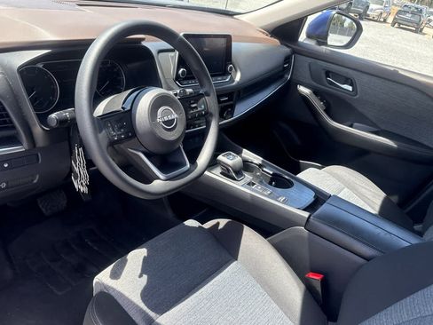 Used 2023 Nissan Rogue SV FWD image 14