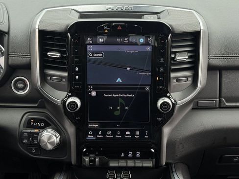 Used 2025 RAM 1500 Laramie w/ Sport Appearance Package AWD/4WD image 18