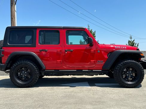 Used 2025 Jeep Wrangler Unlimited Sport S 4xe AWD/4WD image 3