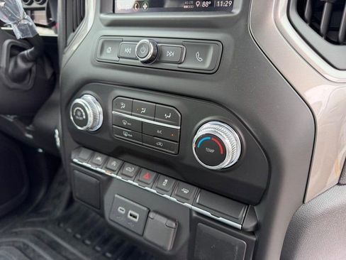New 2026 GMC Sierra 1500 Pro image 11