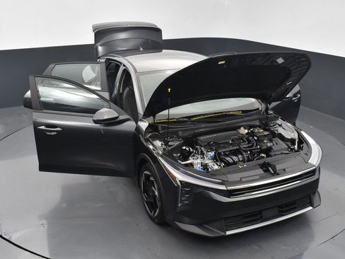 Certified 2025 Kia K4 EX FWD image 45