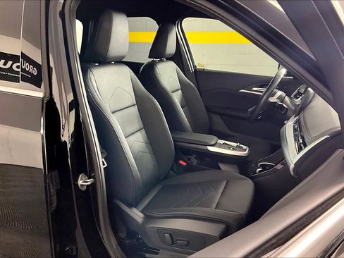 Used 2023 BMW X1 xDrive28i image 9