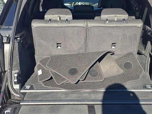 Used 2021 BMW X7 M50i w/ Executive Package image 18