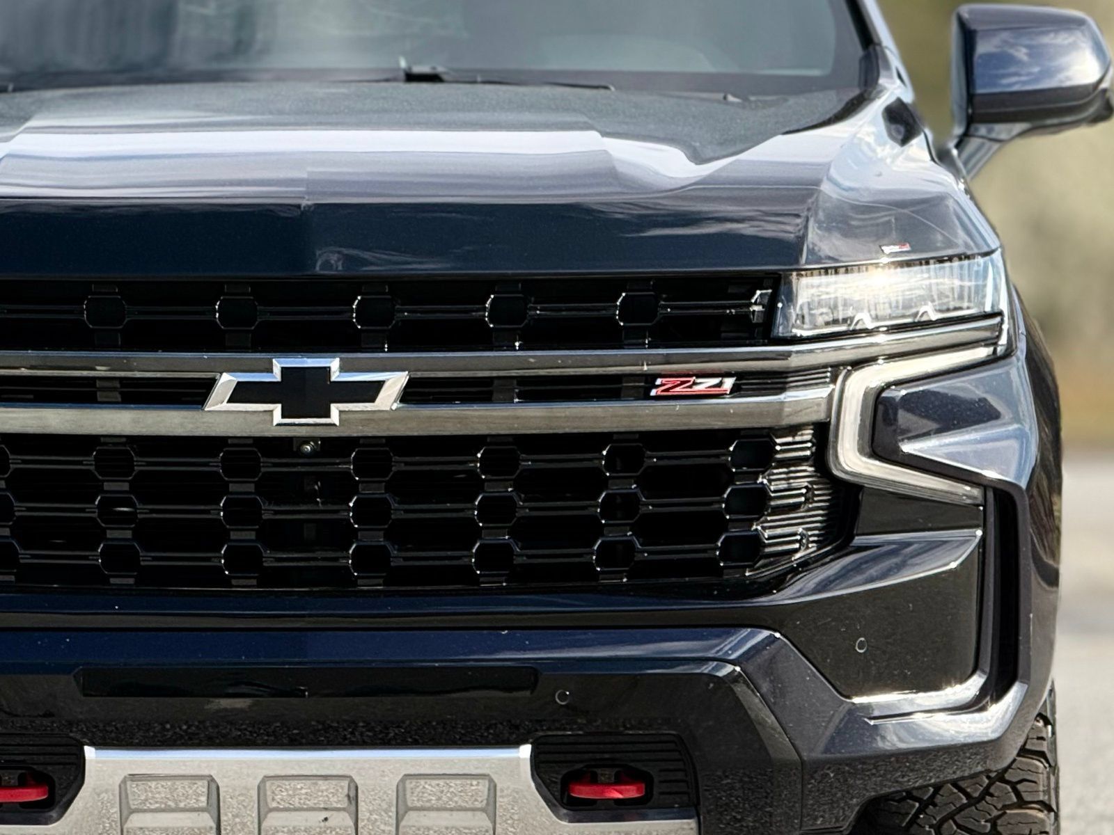 Used 2022 Chevrolet Tahoe Z71 w/ Luxury Package AWD/4WD image 14