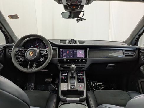 Used 2023 Porsche Macan GTS AWD/4WD image 13