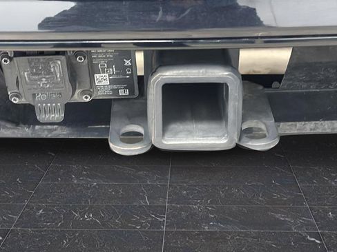 Used 2023 Volkswagen Atlas SEL Premium image 36