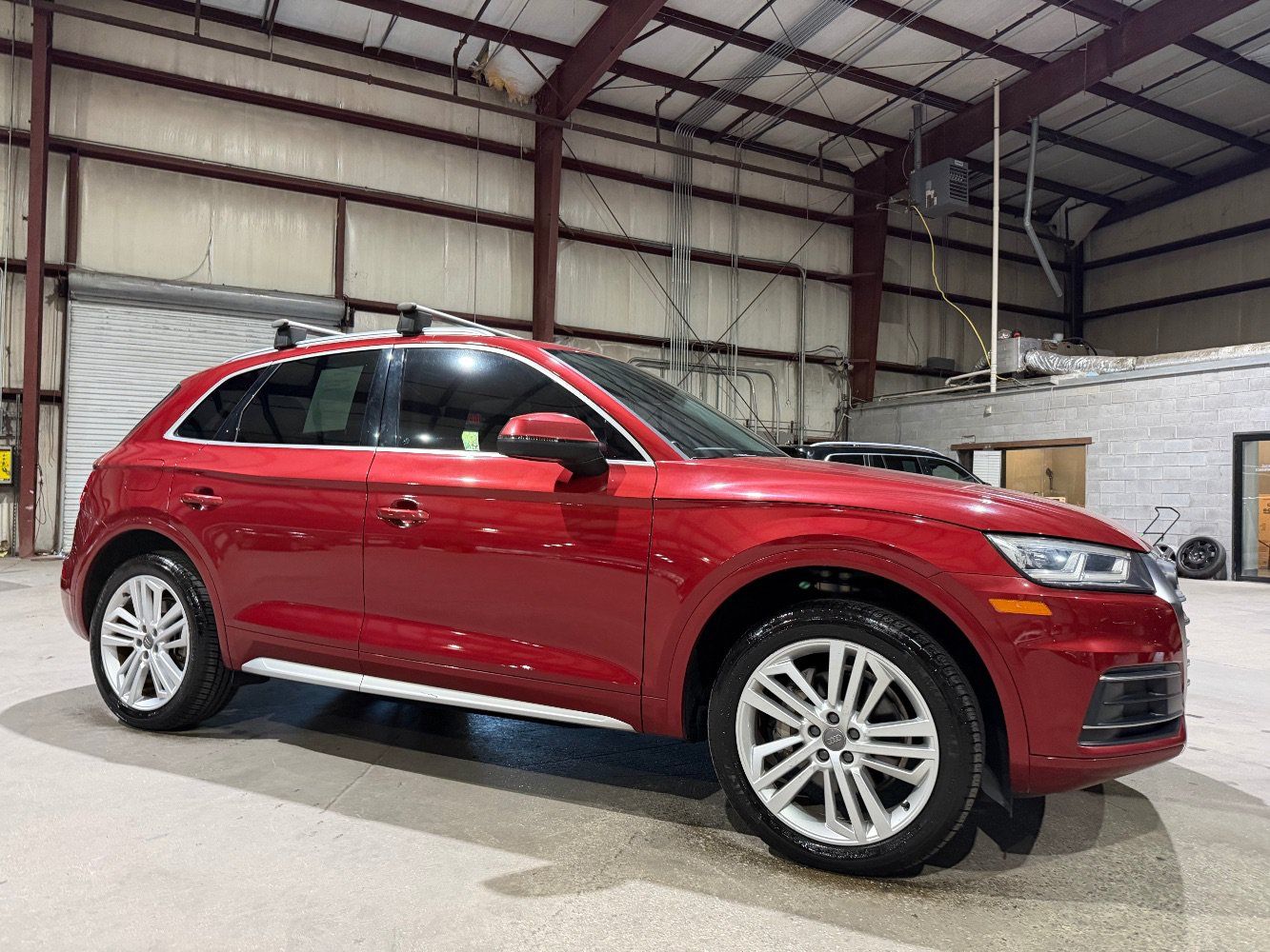 Used 2018 Audi Q5 2.0T Premium Plus w/ Premium Plus Package AWD/4WD image 3