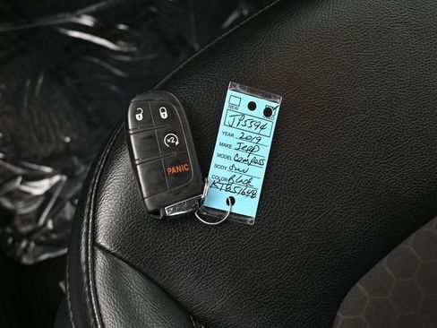 Used 2019 Jeep Compass Latitude w/ Popular Equipment Group image 18