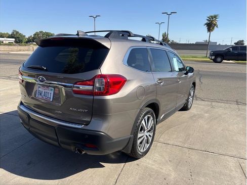 Used 2021 Subaru Ascent Premium w/ Sport Package AWD/4WD image 13