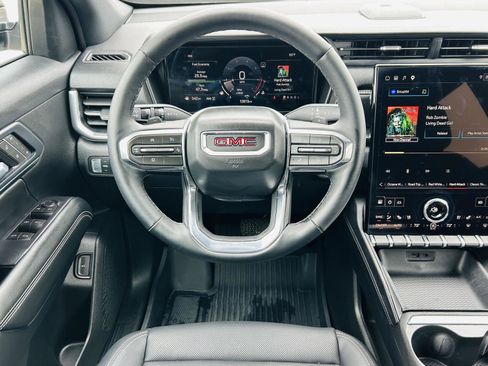 Used 2026 GMC Terrain Elevation w/ Elevation Premium Package AWD/4WD image 17