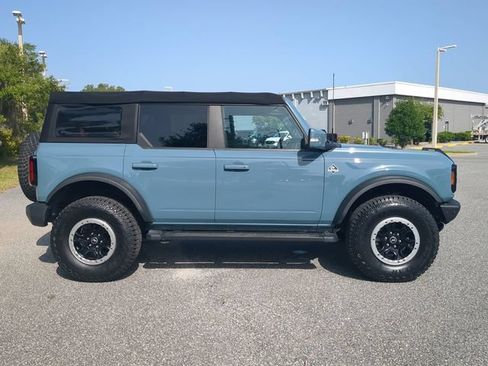 Certified 2022 Ford Bronco Outer Banks w/ Sasquatch Package AWD/4WD image 4