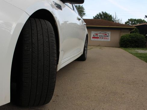 Used 2019 Kia Optima LX w/ LX 17" Wheel Package FWD image 42