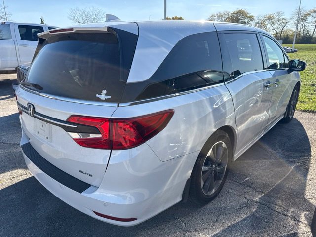 Used 2023 Honda Odyssey Elite image 5