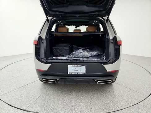 New 2026 Land Rover Range Rover Sport SE image 15