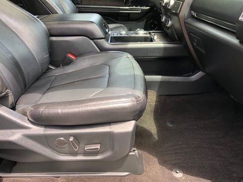 Used 2020 Ford Expedition Max Limited w/ Equipment Group 301A AWD/4WD image 29